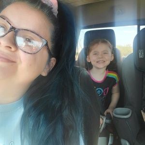 Meet your Posher, Shannon